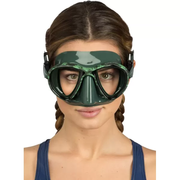 Adult Free Diving Photographer Low Volume Mask with Silicone Skirt- Metis by Cressi: Quality Since 1946