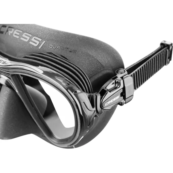 Cressi Adult Dive Mask with Advanced Fog System and Improved Downward Visibility - Quantum: Made in Italy