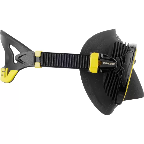 Cressi Adult Dive Mask with Advanced Fog System and Improved Downward Visibility - Quantum: Made in Italy