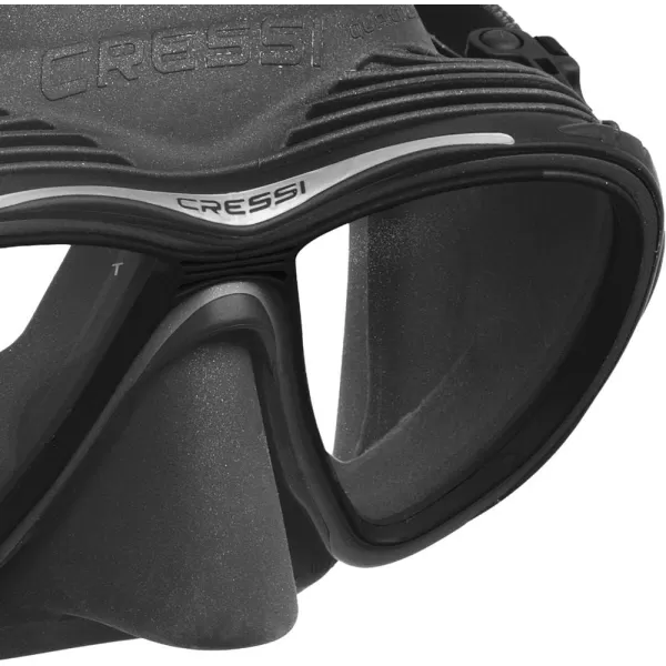 Cressi Adult Dive Mask with Advanced Fog System and Improved Downward Visibility - Quantum: Made in Italy