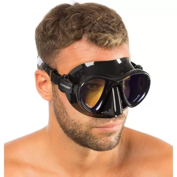 Adult Free Diving Photographer Low Volume Mask with Silicone Skirt- Metis by Cressi: Quality Since 1946