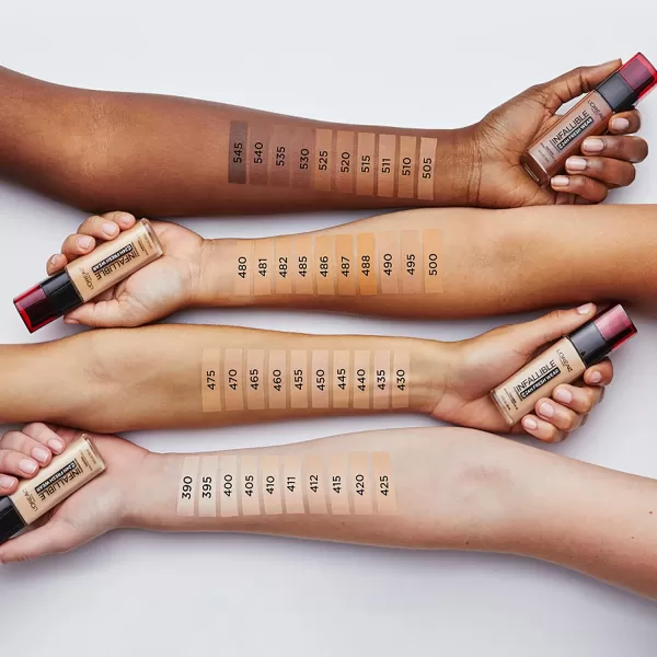 L'Oreal Paris Makeup Infallible Up to 24 Hour Fresh Wear Lightweight Foundation, Hazelnut, 1 Fl Oz.