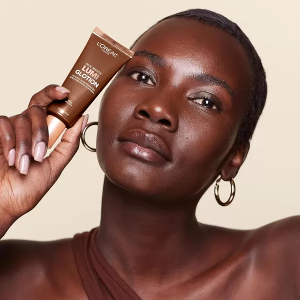 L'Oreal Paris Makeup True Match Lumi Glotion, Natural Glow Enhancer, Illuminator Highlighter Skin Tint, for an All Day Radiant Glow, Medium, 1.35 Ounces